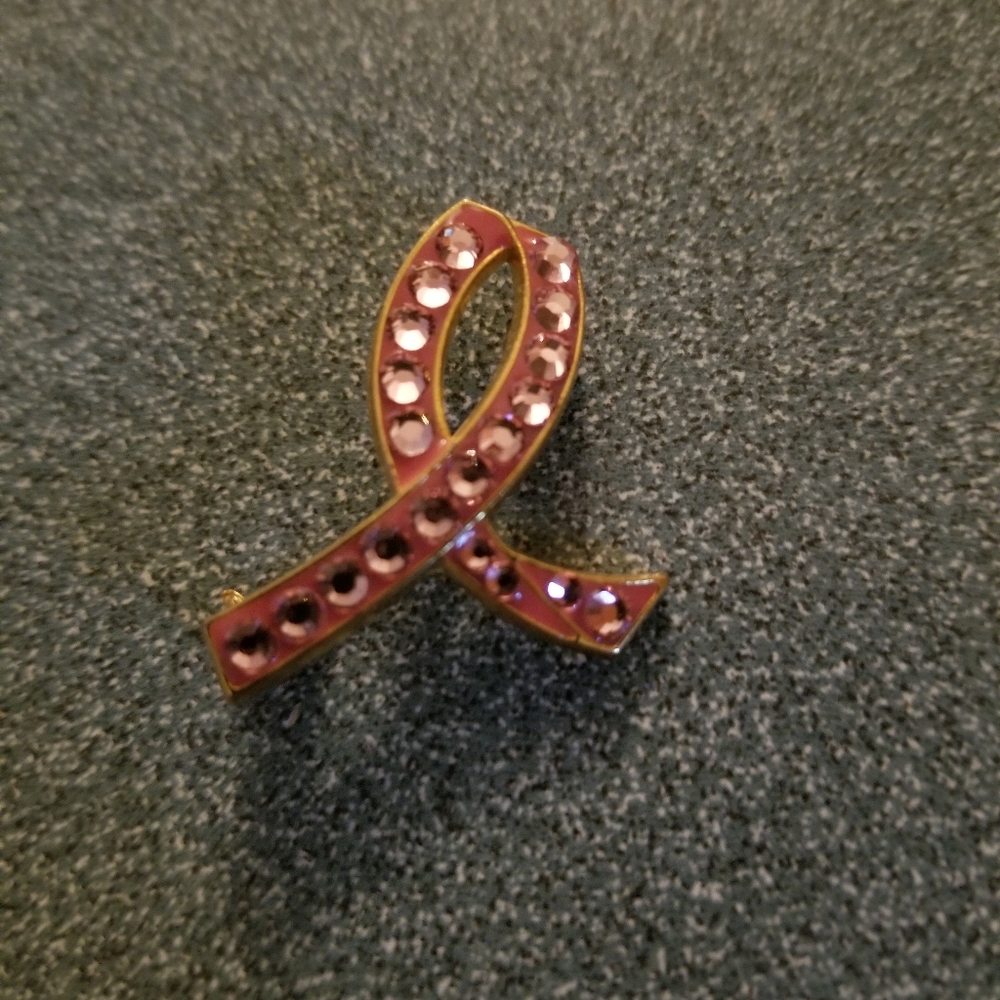 Hat pin